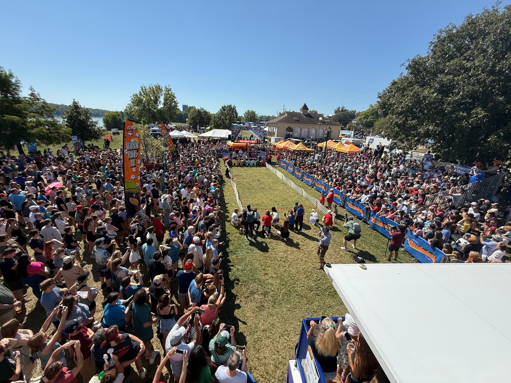 0b518870-7bc1-407f-b9f9-21d1c8622a10-event_photos-IMG_2772