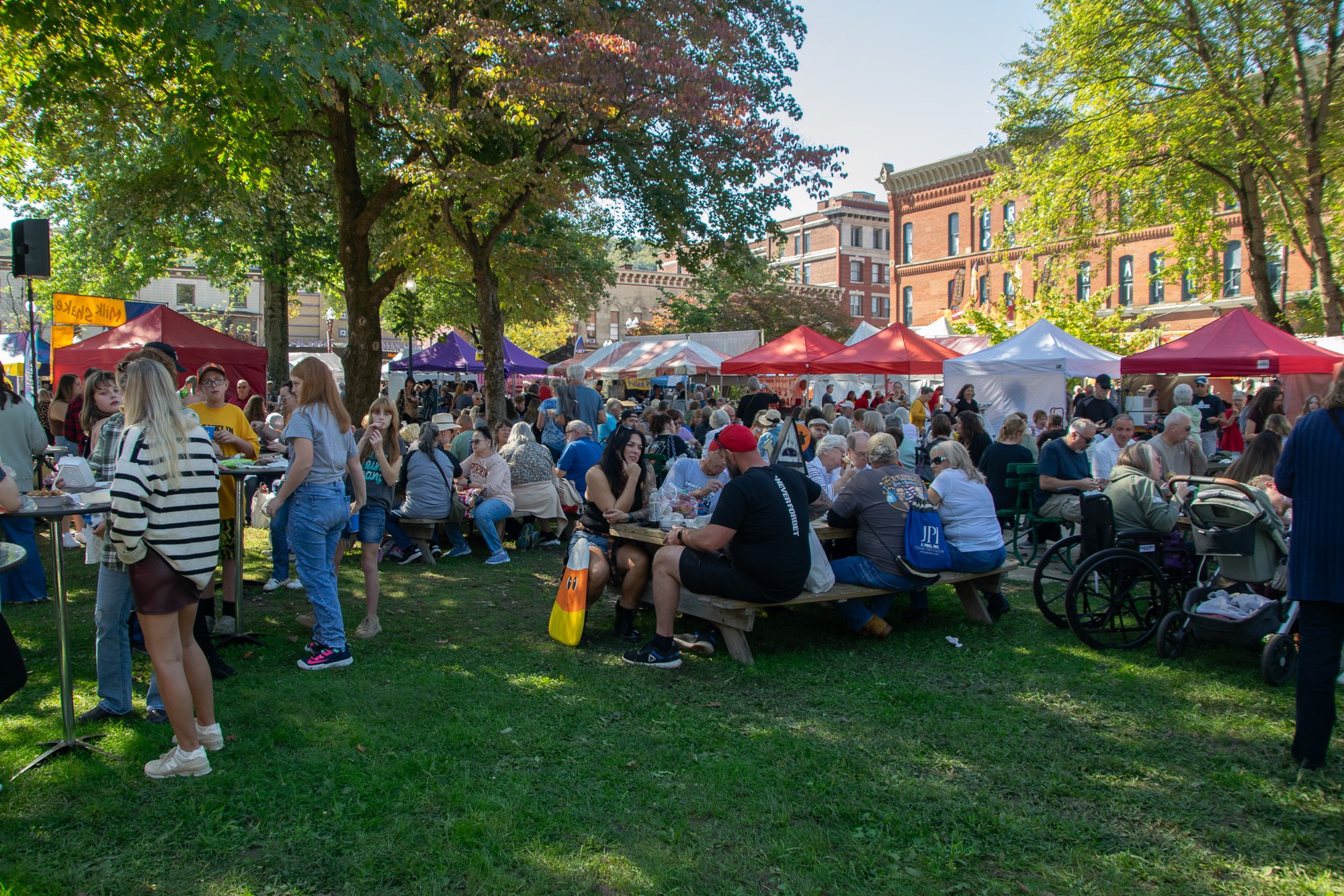 83f911d2-fc09-46bd-9892-0feac31b5061-event_photos-DSC_0811