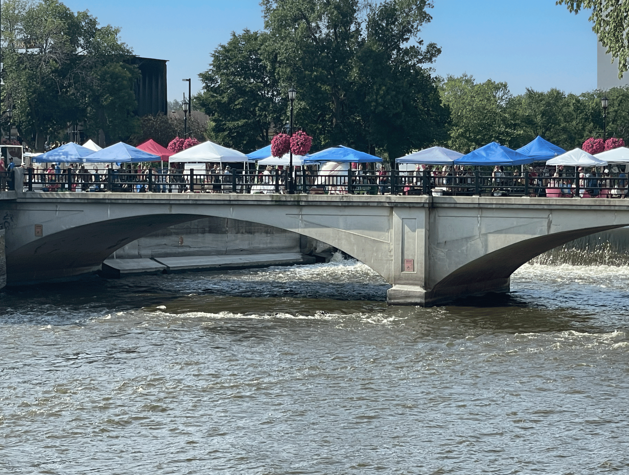 e7b5077a-82cd-494a-90f5-de563ebcbd09-event_photos-RMF-Bridge