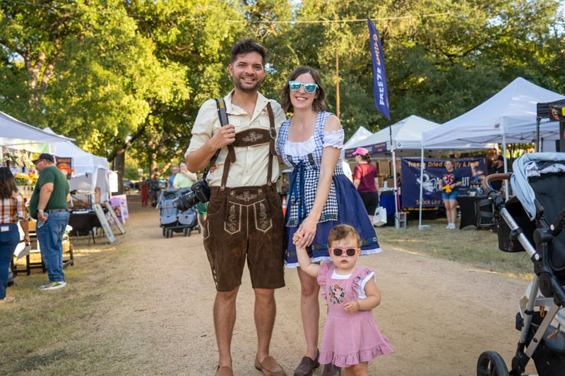 e9713894-2f1a-44af-a5fb-30e6ef326427-event_photos-2025-10-17-Deutschen-Pfest-(Friday)-(13)